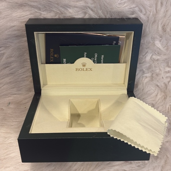 Rolex Watch Box - Picture 4 of 7